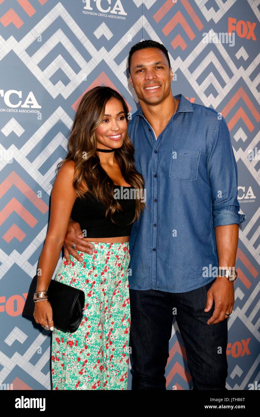 Oktober Gonzalez, Tony Gonzalez in der Ankunftshalle für Fox TCA nach Partei "Roter Teppich" - Teil 2, Soho House West Hollywood, Los Angeles, CA August 8, 2017. Foto von: Priscilla Grant/Everett Collection Stockfoto