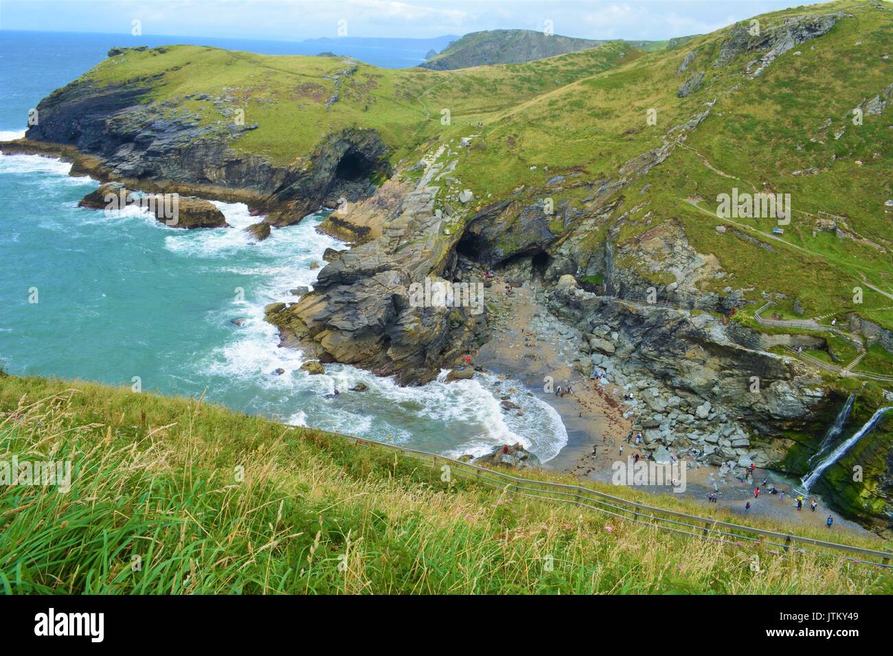 Schöne Aussicht von der Burg Tintagel in Cornwall, Großbritannien Stockfoto