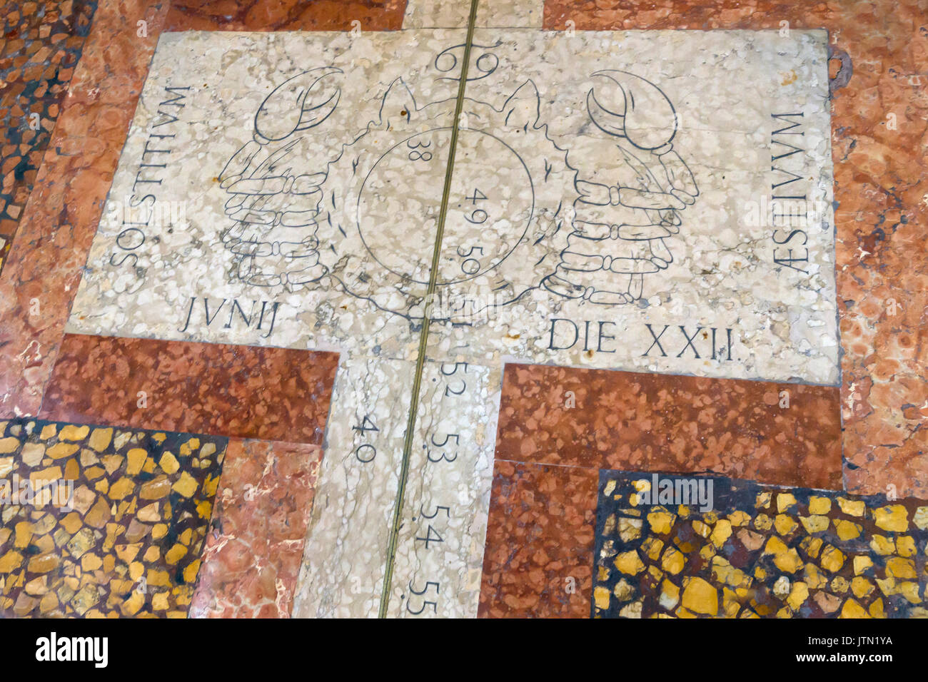 Meridian Line, von Cassini 1655 entworfen, die Basilika San Petronio, Bologna, Emilia-Romagna, Italien Stockfoto