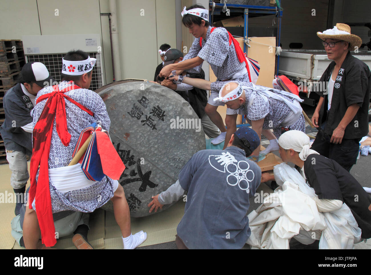 Big Drum Stockfotos Big Drum Bilder Alamy