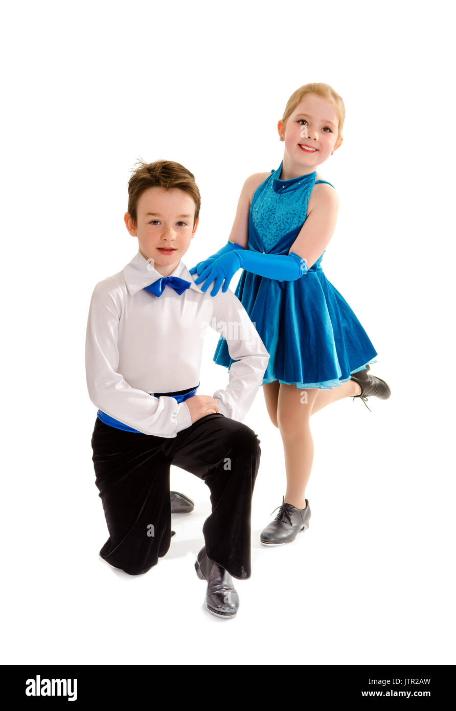 Ein Junge und ein Mädchen Tap Dance Partner in Erwägung Kostüm Stockfoto