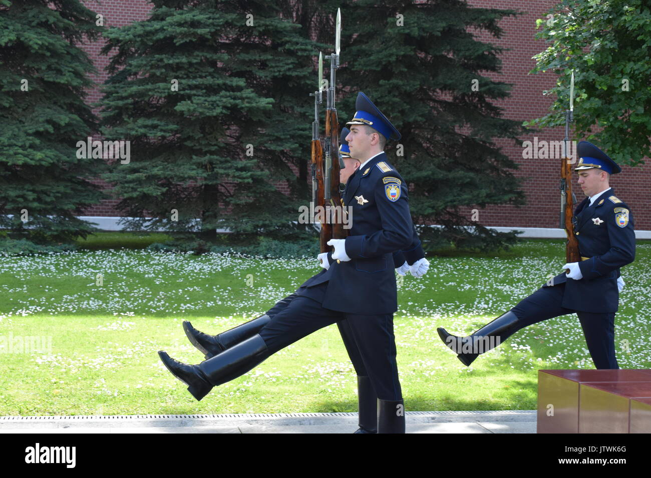 Soldaten, die in den Moskauer Kreml Stockfoto