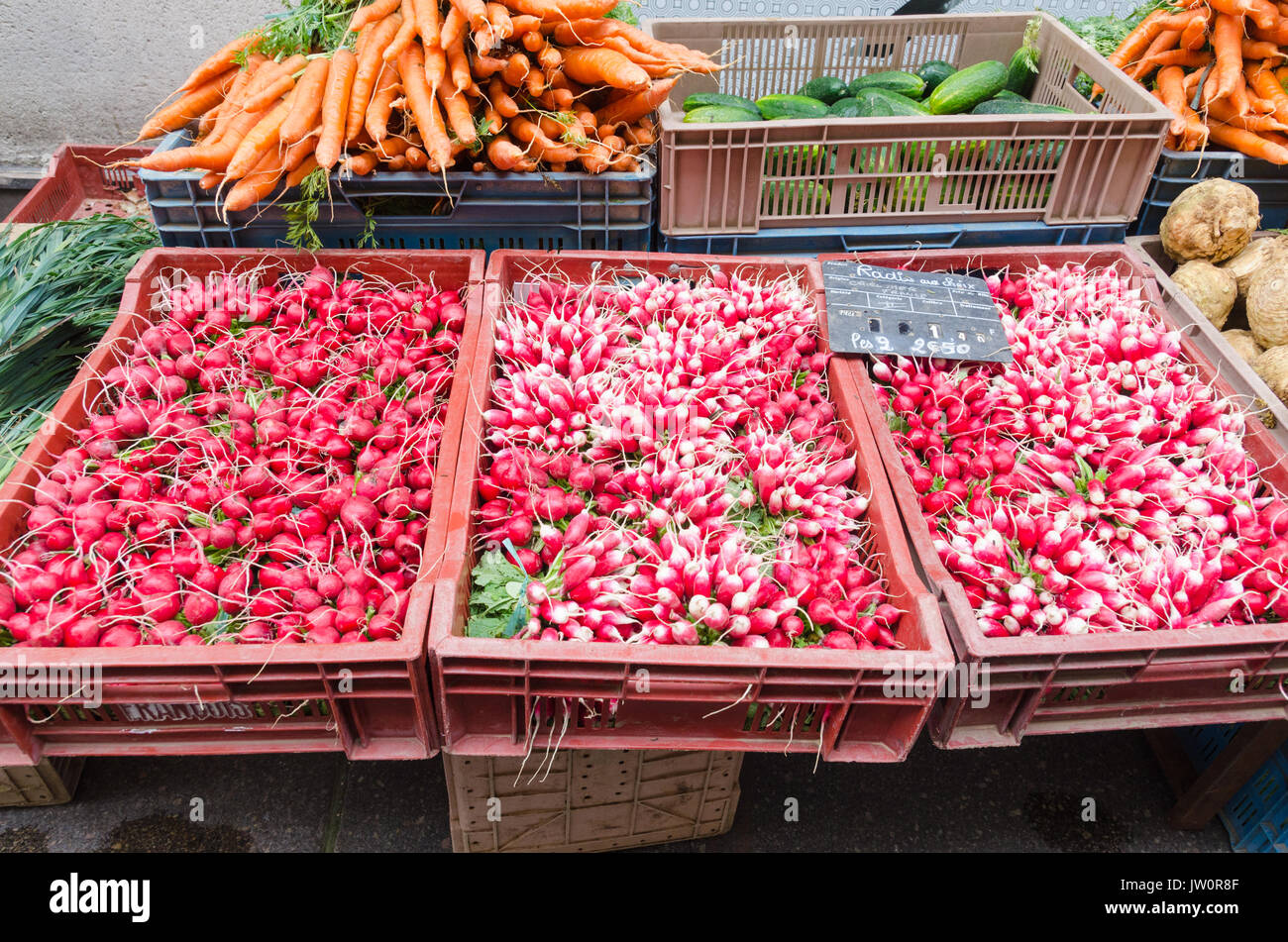 Frische Produkte auf dem Markt am Samstag in Varengeville-sur-Mer, Normandie, Frankreich Stockfoto