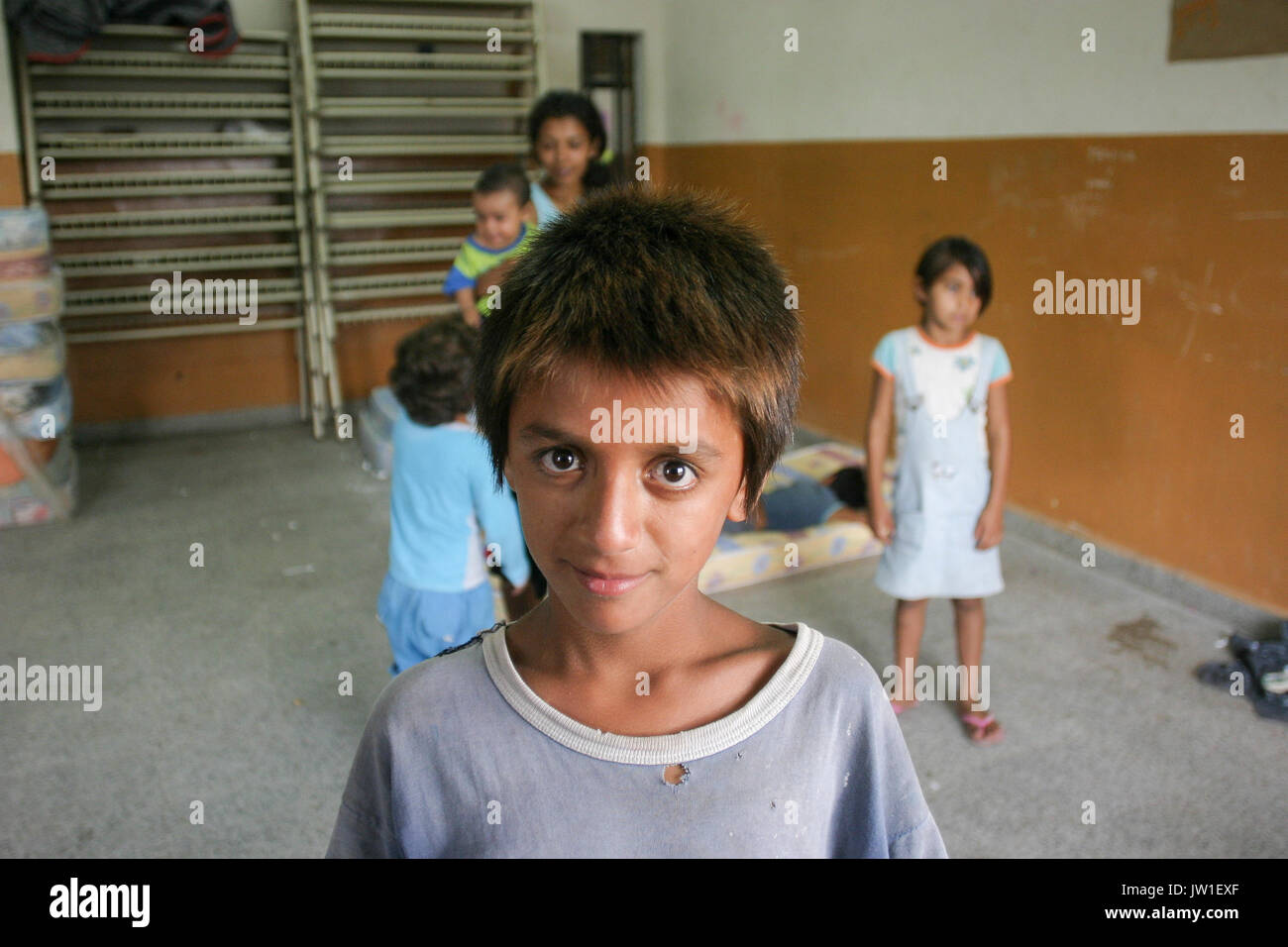 Arme Kind lächelnd, Tucuman, Argentinien, Südamerika Stockfoto