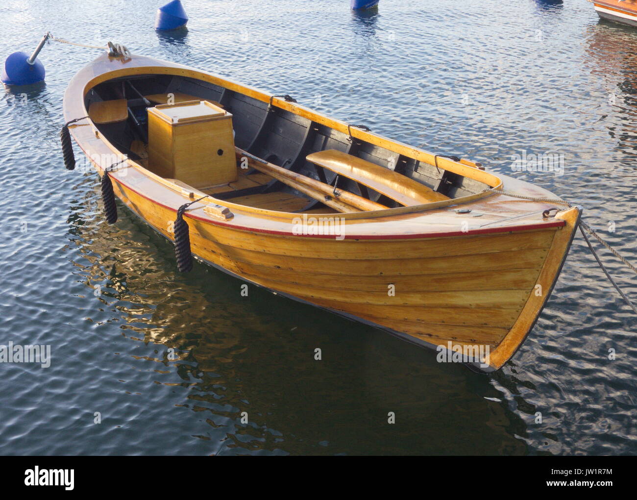 Lackiert schwedische Holz- Boot Stockfoto