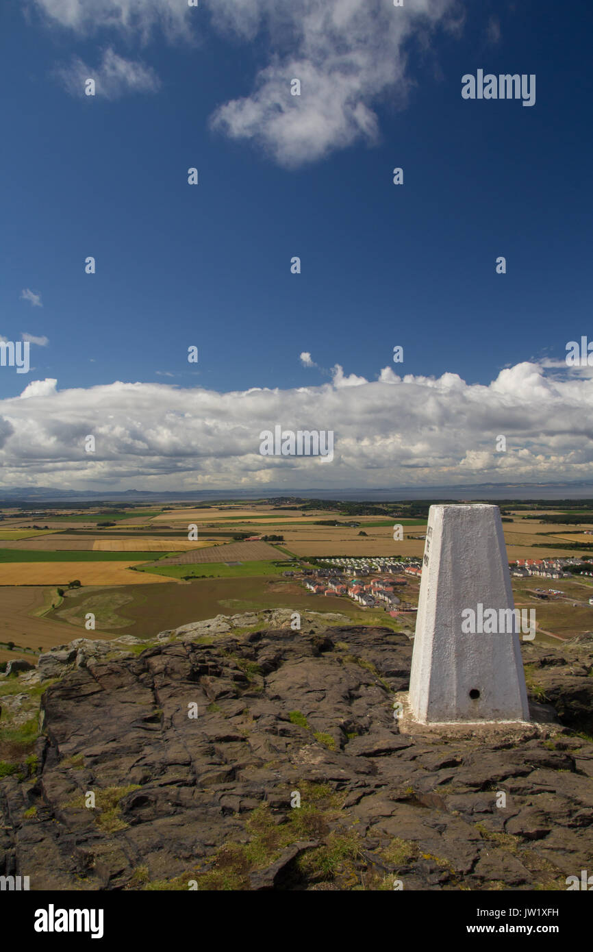 Blick vom Gipfel von Berwick Gesetz, North Berwick Stockfoto