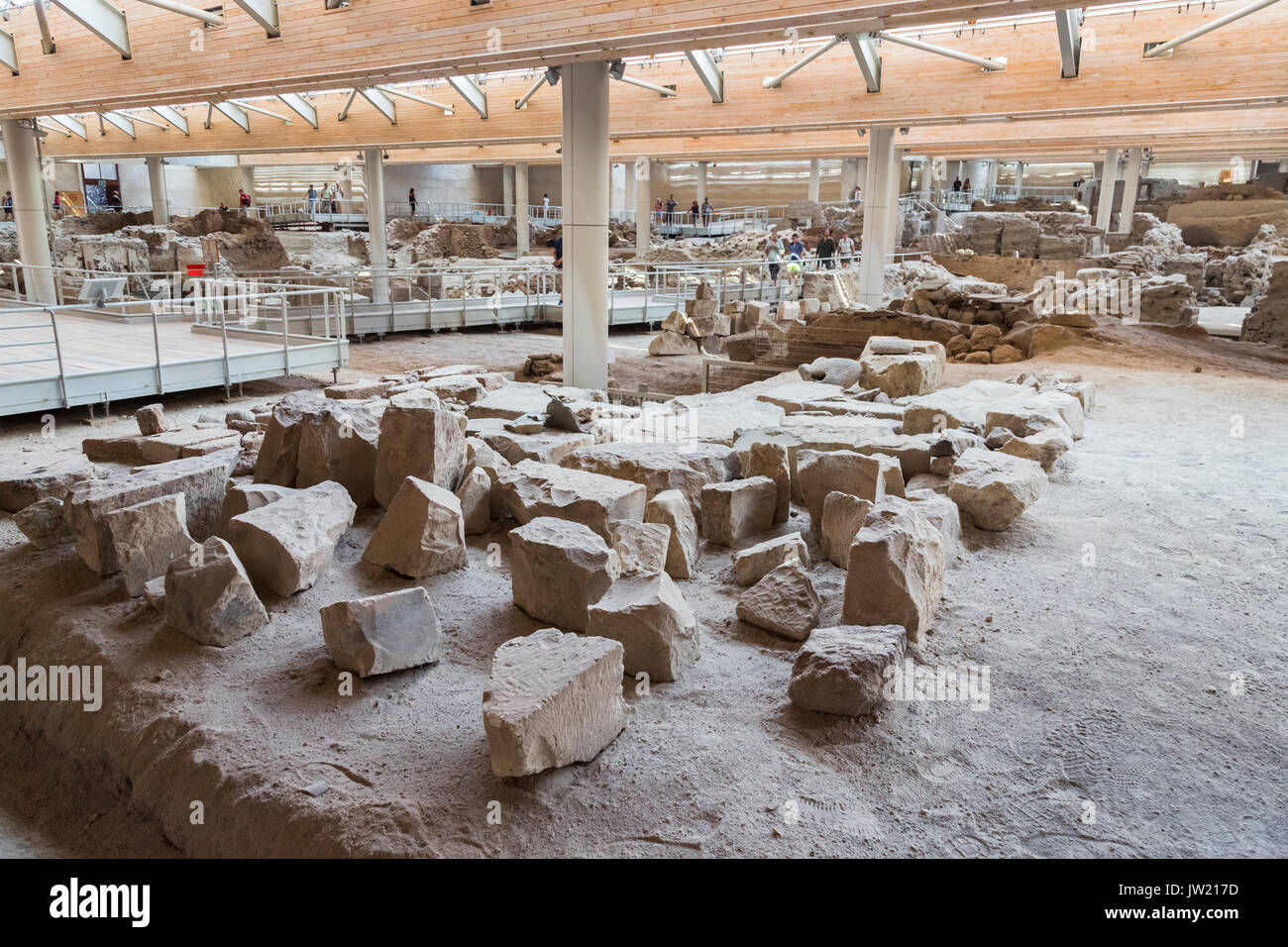 Die Ausgrabungen in Akrotiri, Santorini, prähistorische Bronzezeit Ruinen, jetzt ein Museum Stockfoto