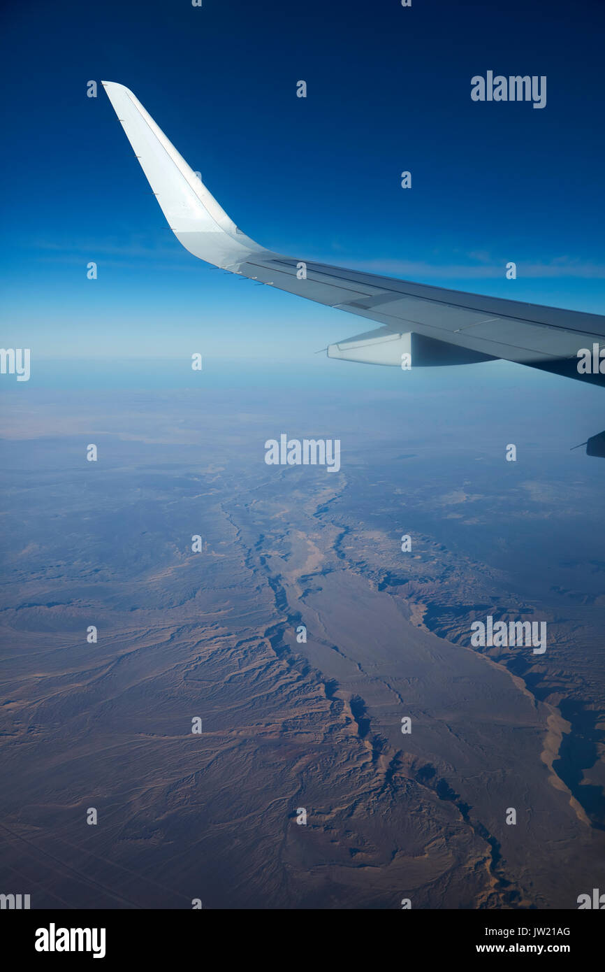 Erodiert Täler in der Atacama Wüste in der Nähe von Calama, Chile, Südamerika - Luftbild Stockfoto