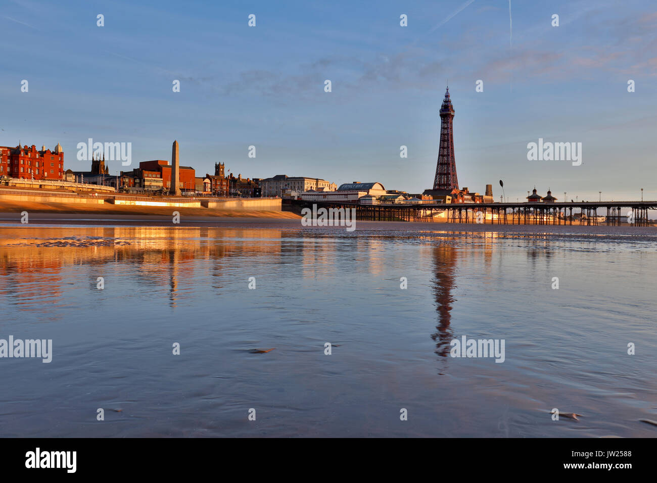 Blackpool; Turm; Küste; Lancashire, Großbritannien Stockfoto