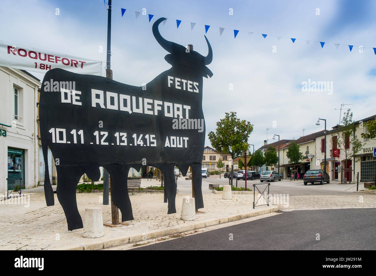 Großes Schild für jährliche Stier festiival, Roquefort, Lot-et-Garonne, Frankreich. Stockfoto