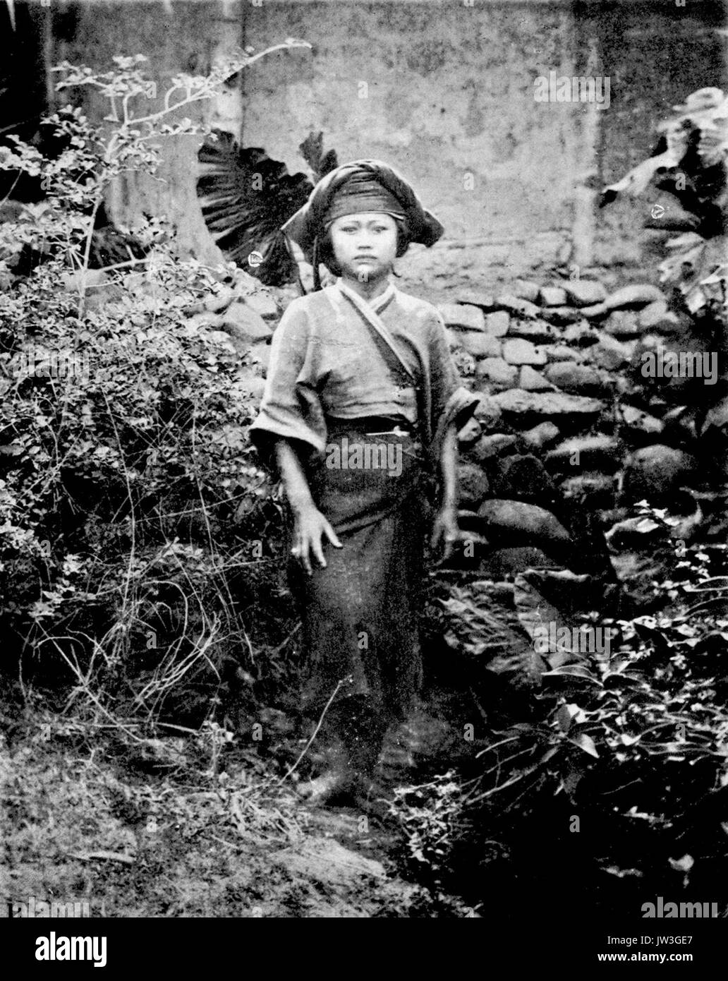 Volle Länge Typ eines Baksa Mädchen Stockfoto