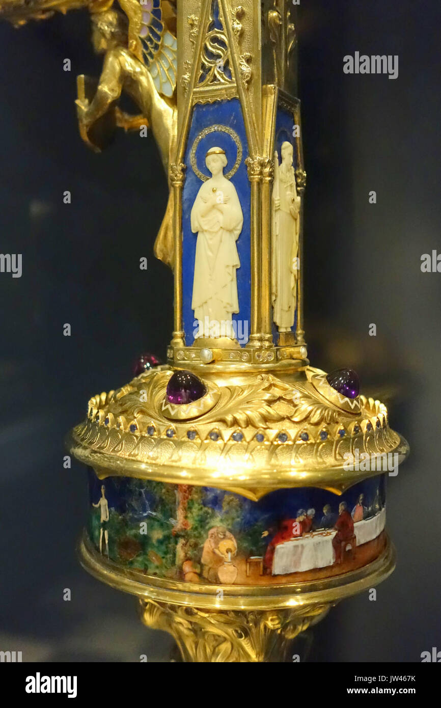 Mitarbeiter des Bischofs von Tuy, durch Masriera Brüdern, Ansicht 2, Katalanisch, 1907 AD, Gold mit Elfenbein Figuren zugeschrieben E Bernabes Museo Nacional de Artes Decorativas Madrid, Spanien DSC 08046 Stockfoto