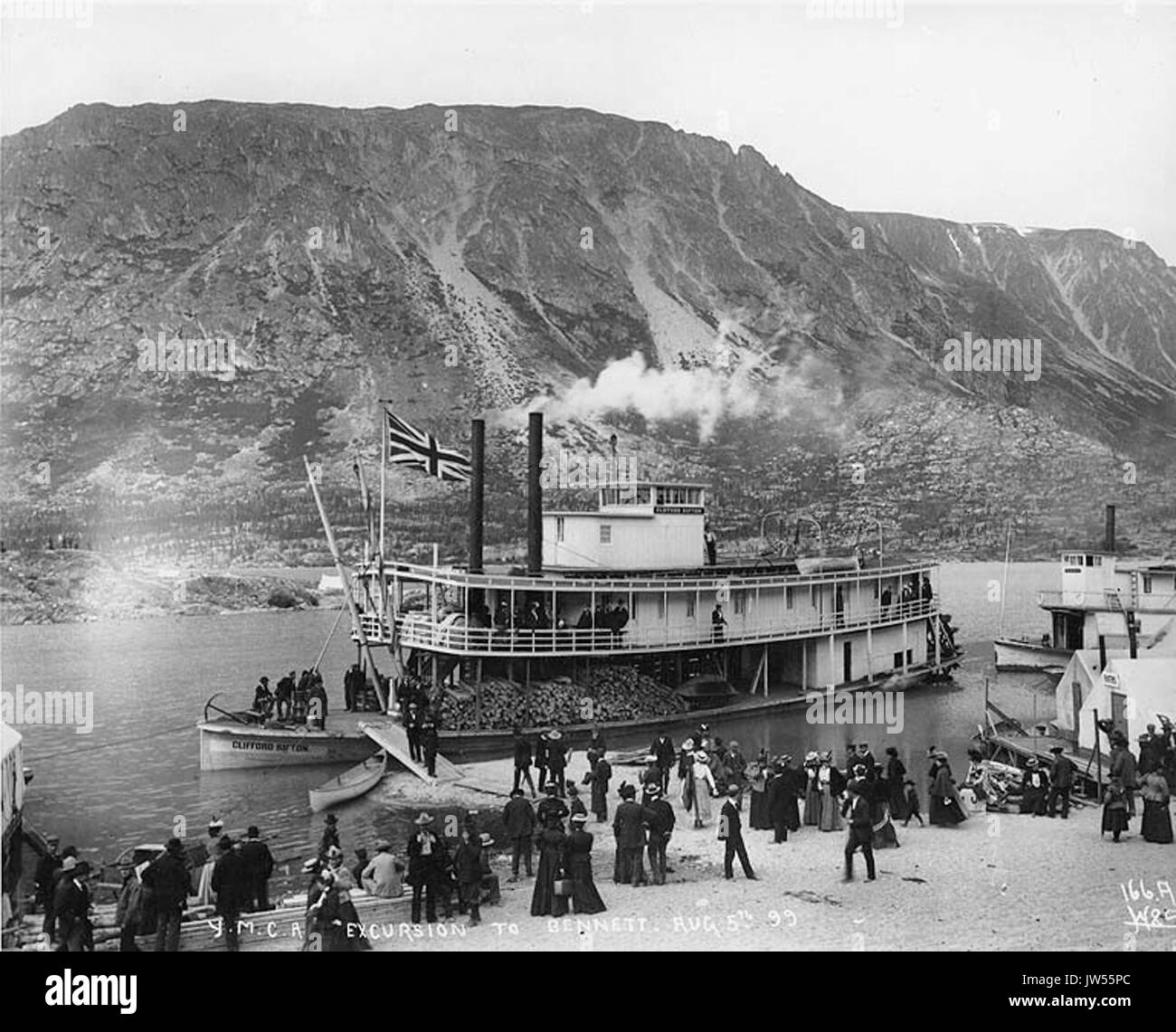 Cvjm Ausflug an Bord der steamboat Clifford Sifton auf Bennett Lake, British Columbia, August 5, 1899 (HEGG 137) Stockfoto