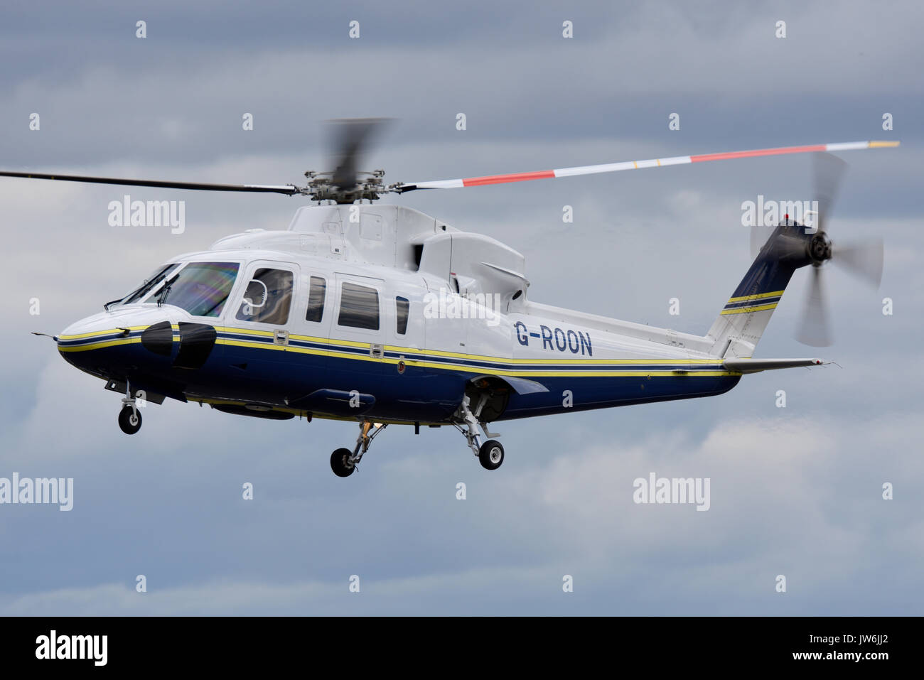 Sikorsky S-76C Hubschrauber G-ROON im Besitz von Rooney Air Ltd, Horsham, betrieben von Cardinal Helicopter Services Ltd Stockfoto