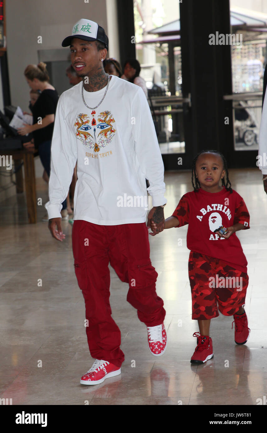 Tyga And King Cairo Stevenson Fotos Und Bildmaterial In Hoher Auflosung Alamy