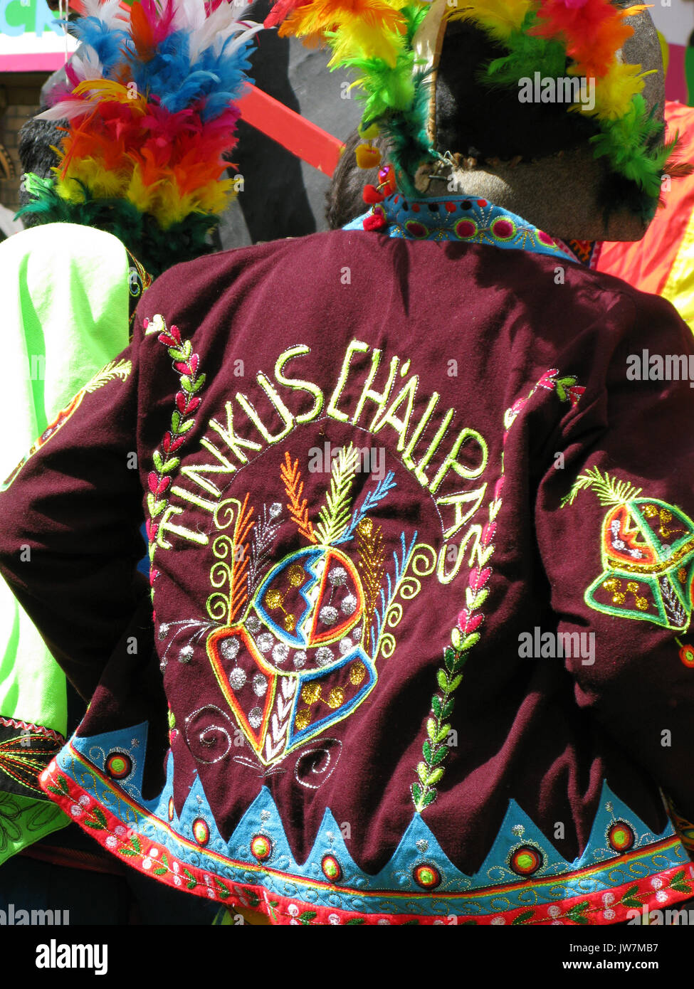Traditionelle bolivianische Kostüme im Karneval del Pueblo 2009 in London, UK abgenutzt Stockfoto