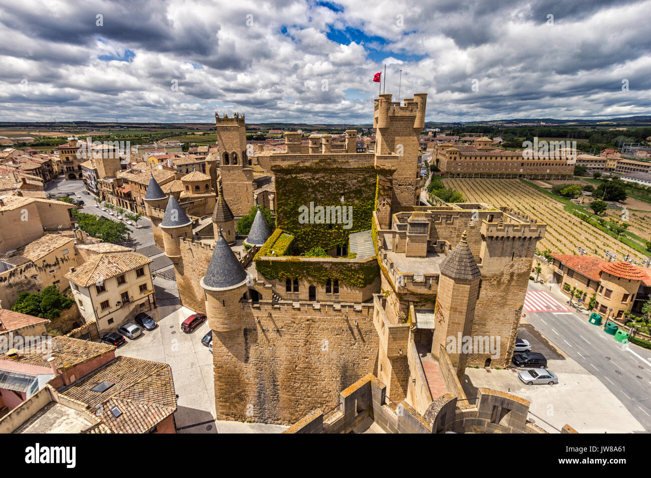 Schloss, in das mittelalterliche Dorf von Olite, Navarra, Spanien Stockfoto
