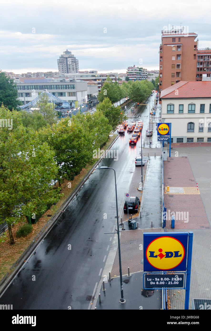 Lidl Discounter, Mailand, Italien Stockfoto