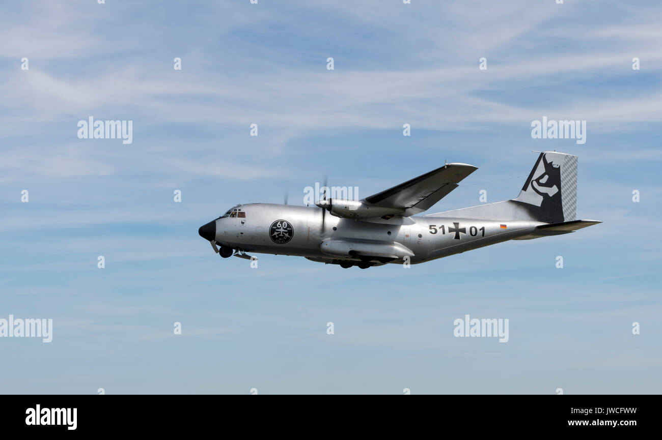 Transall C-160D, Deutsche Luftwaffe, in der Lackierung "Silver Chamois" zum 60. Jahrestag des LTG 61 Stockfoto