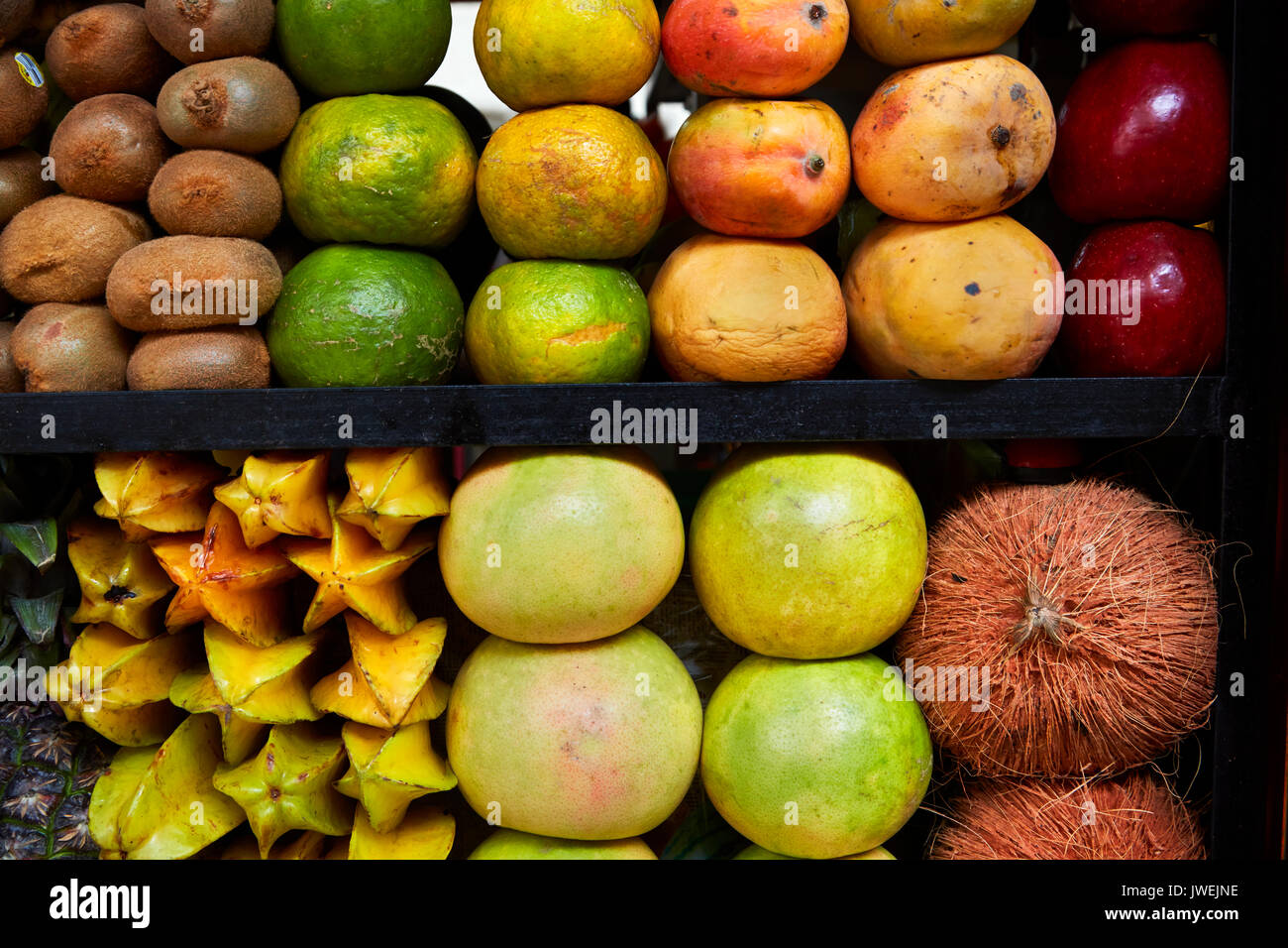 Exotische Früchte in Saft ausgeht, Mercado Lanza, La Paz, Bolivien, Südamerika Stockfoto