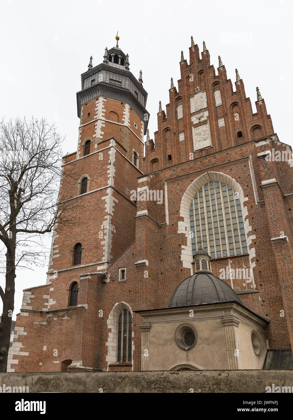 Römisch-katholische Kirche aus dem 14. Jahrhundert Corpus Christi Basilika im Jüdischen Viertel Kazimierz. Krakau, Polen. Stockfoto