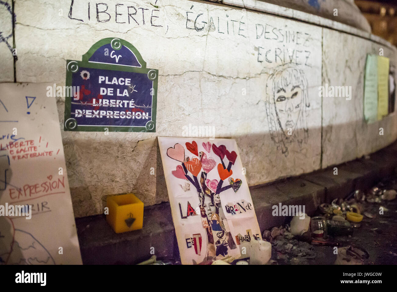 Ort der Freiheit der Meinungsäußerung, der Place de la Liberté d'expression. Hommage an die Opfer von Charlie Hebdo Tötung in Paris der 7. Januar 2015. Stockfoto