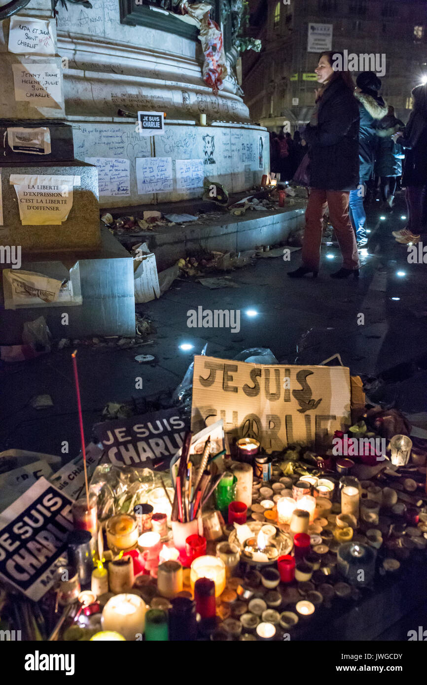 Je suis Charlie unterzeichnen. Hommage an die Opfer von Charlie Hebdo Tötung in Paris der 7. Januar 2015. Stockfoto