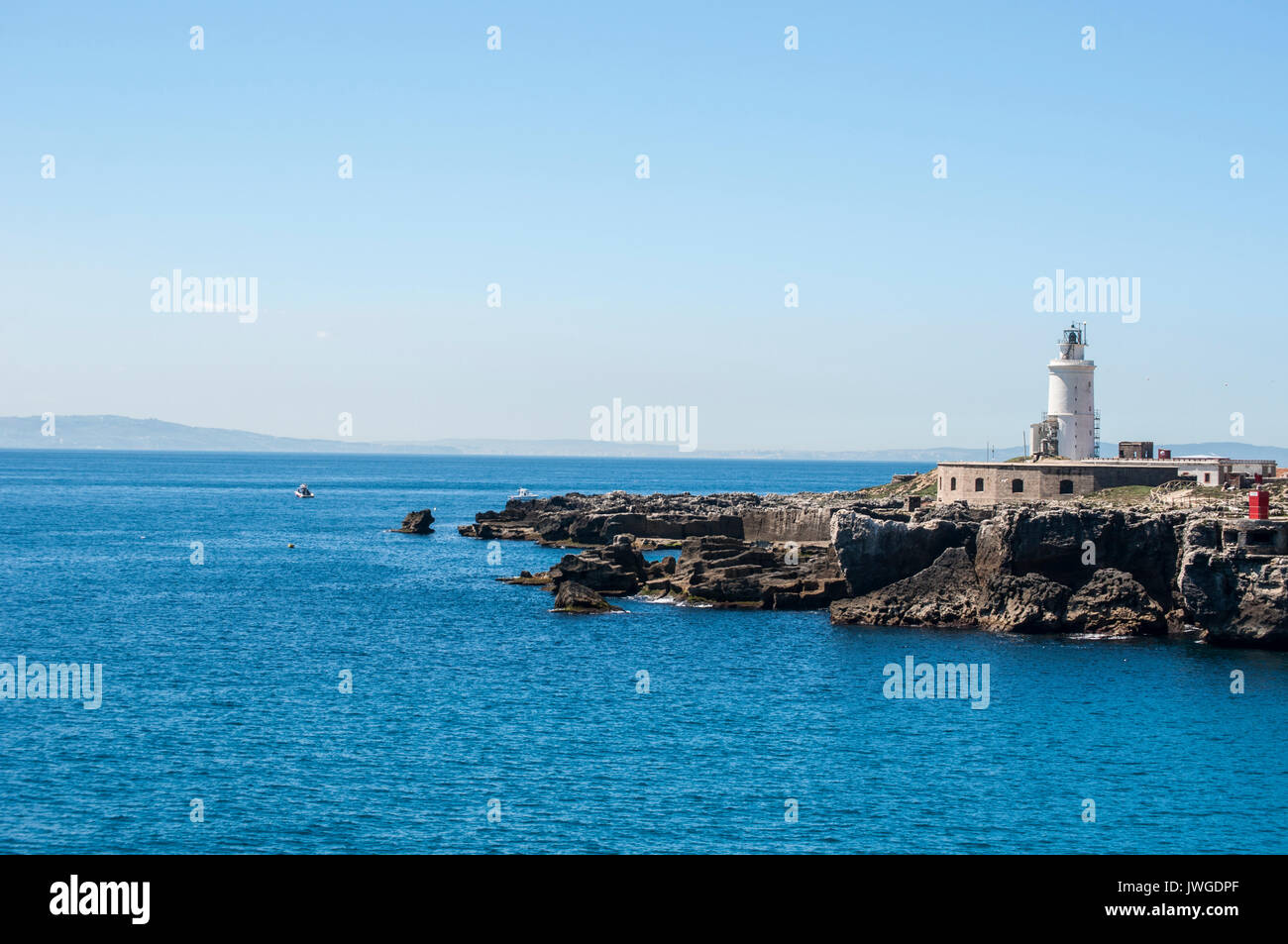 Tarifa, Spanien, Europa: der Leuchtturm von Punta de Tarifa, dem südlichsten Punkt der Iberischen Halbinsel und dem europäischen Festland Stockfoto