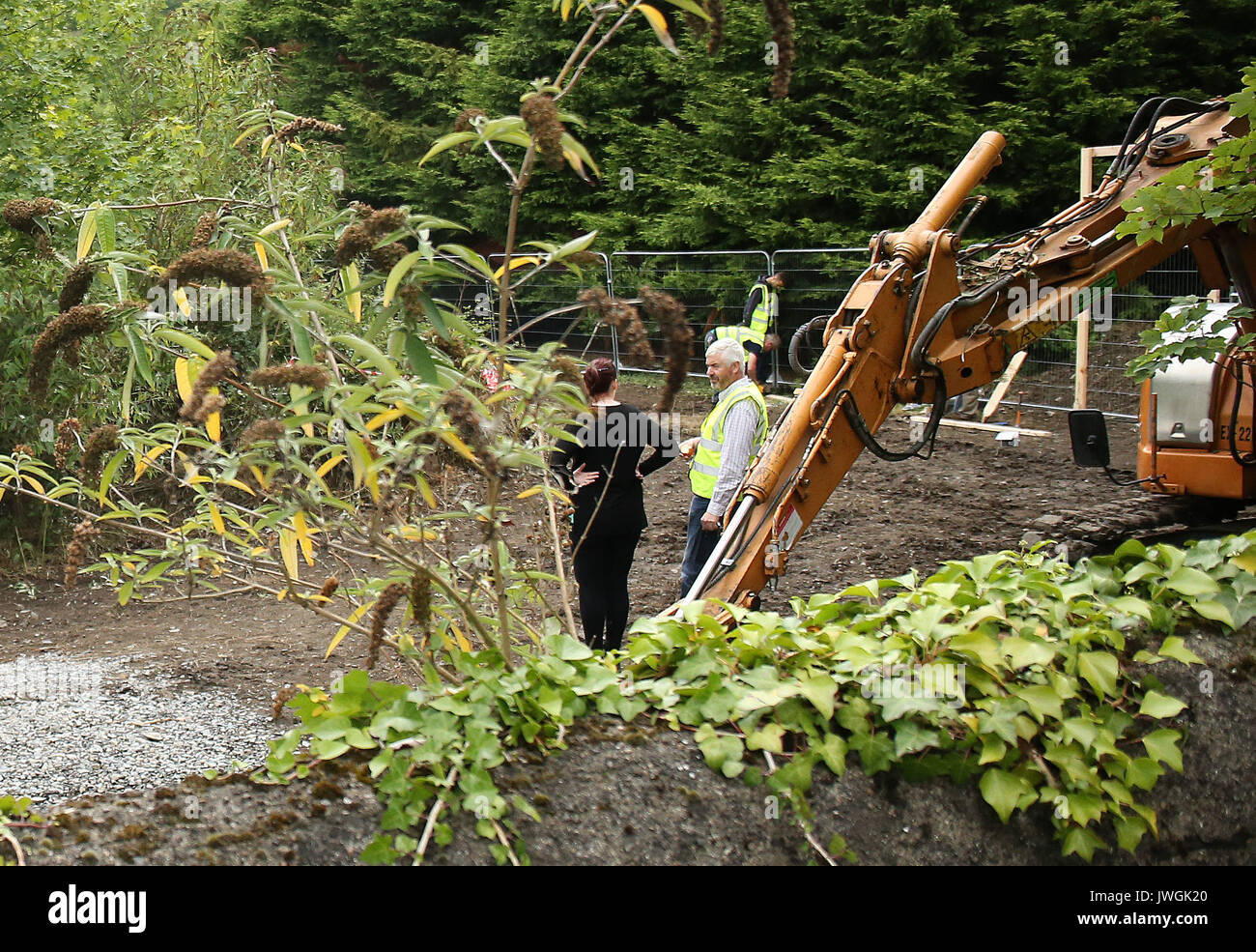 Detaillierte sucht weiterhin in Chapelizod, Dublin, für die Reste von Kildare mann Trevor Deely, ging fehlt nach einer Weihnachtsfeier vor 17 Jahren. Stockfoto