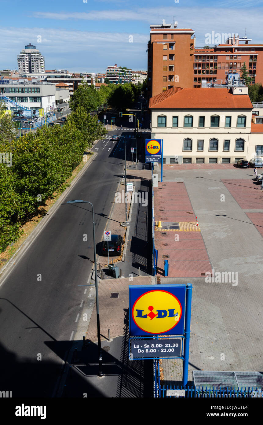 Lidl Discounter, Mailand, Italien Stockfoto