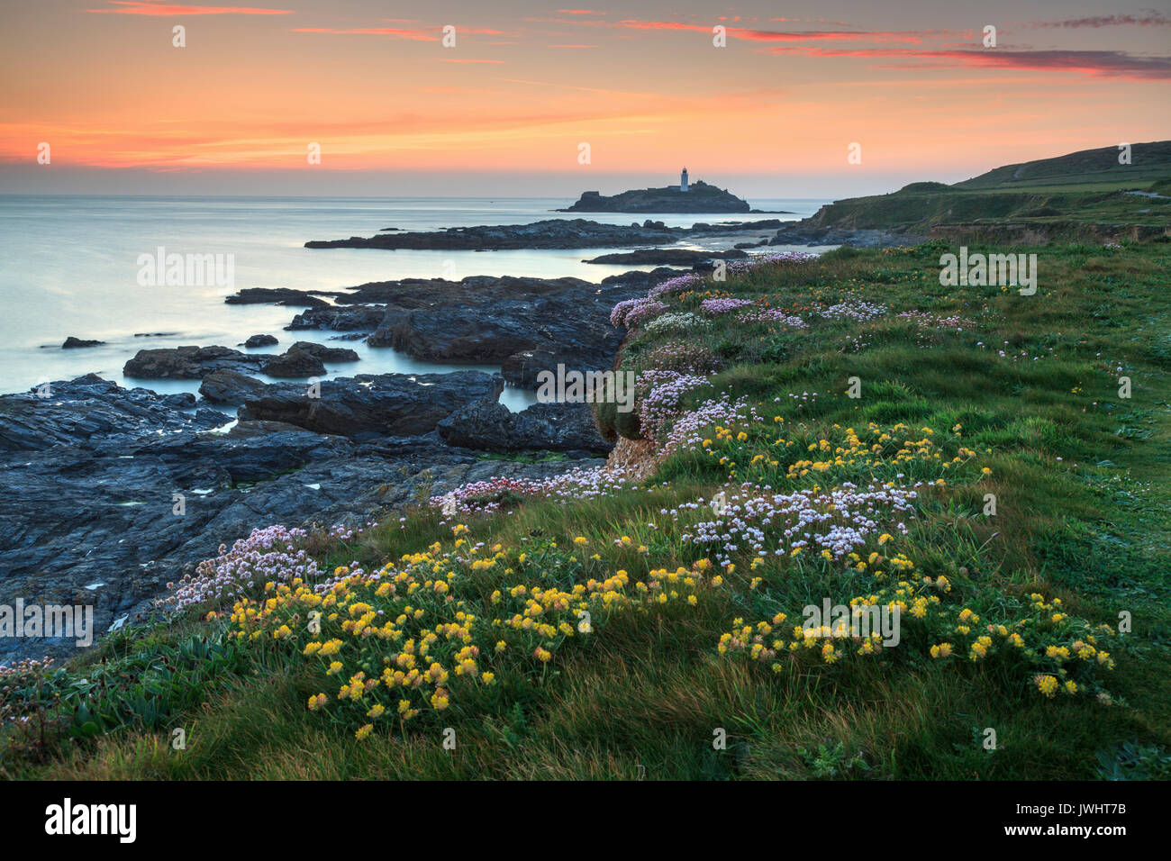 Godrevy Leuchtturm bei Sonnenuntergang eingefangen. Stockfoto