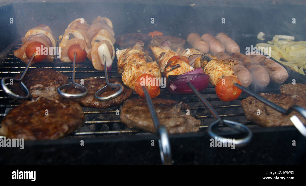 Grillen im Sommer Stockfoto