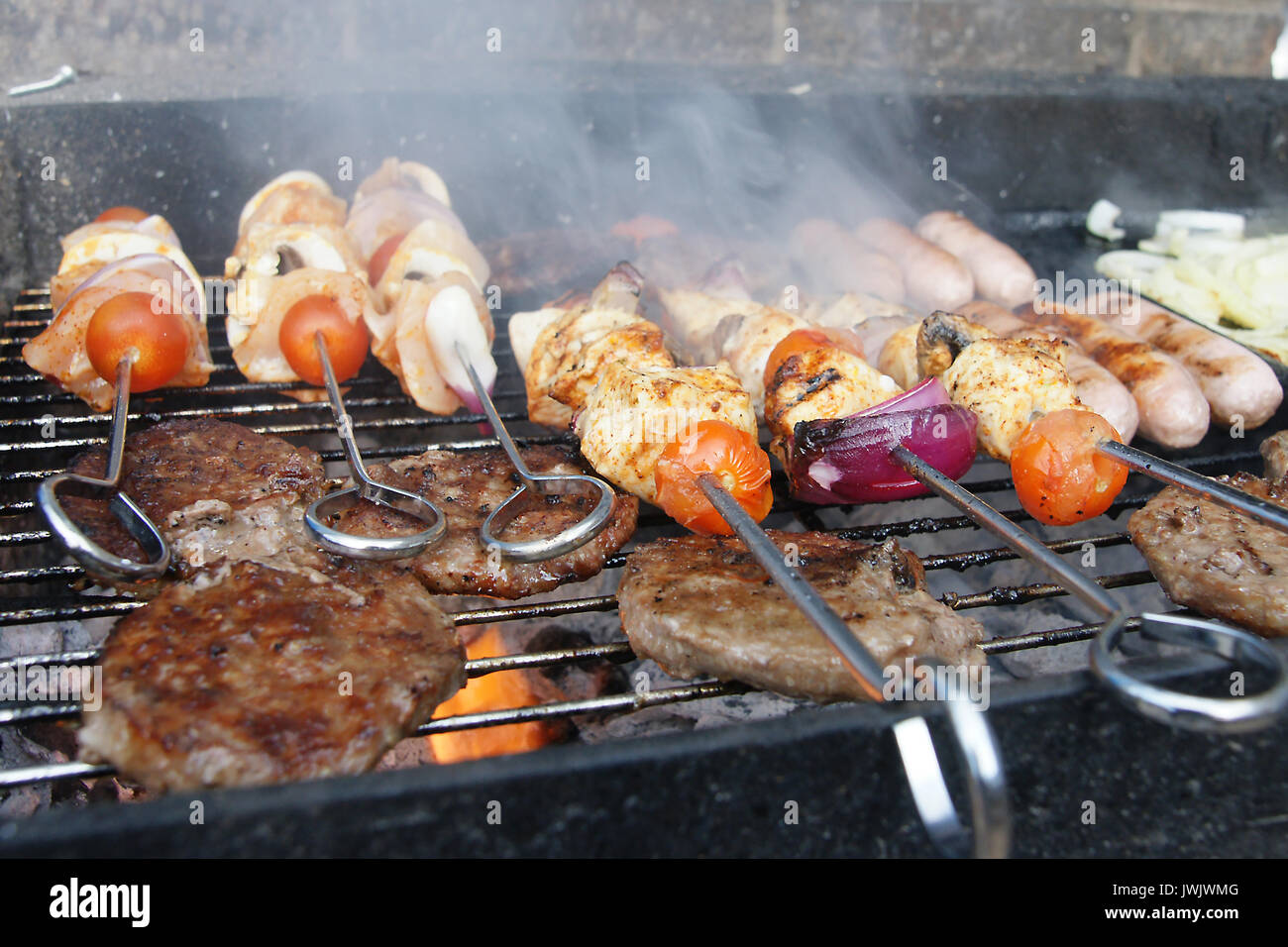 Grillen im Sommer Stockfoto