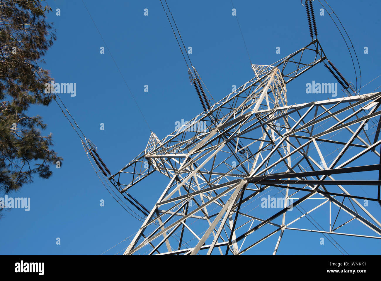 Hochspannungsleitungen und Pylone mit einer Leistung von 133 kv in New South Wales, Australien Stockfoto