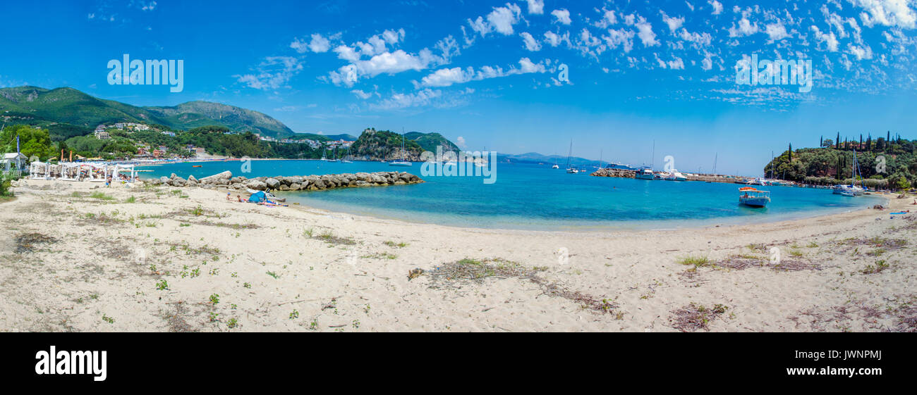 Szene Sommer - Strand Valtos in Parga, Griechenland - Ionisches Meer Stockfoto