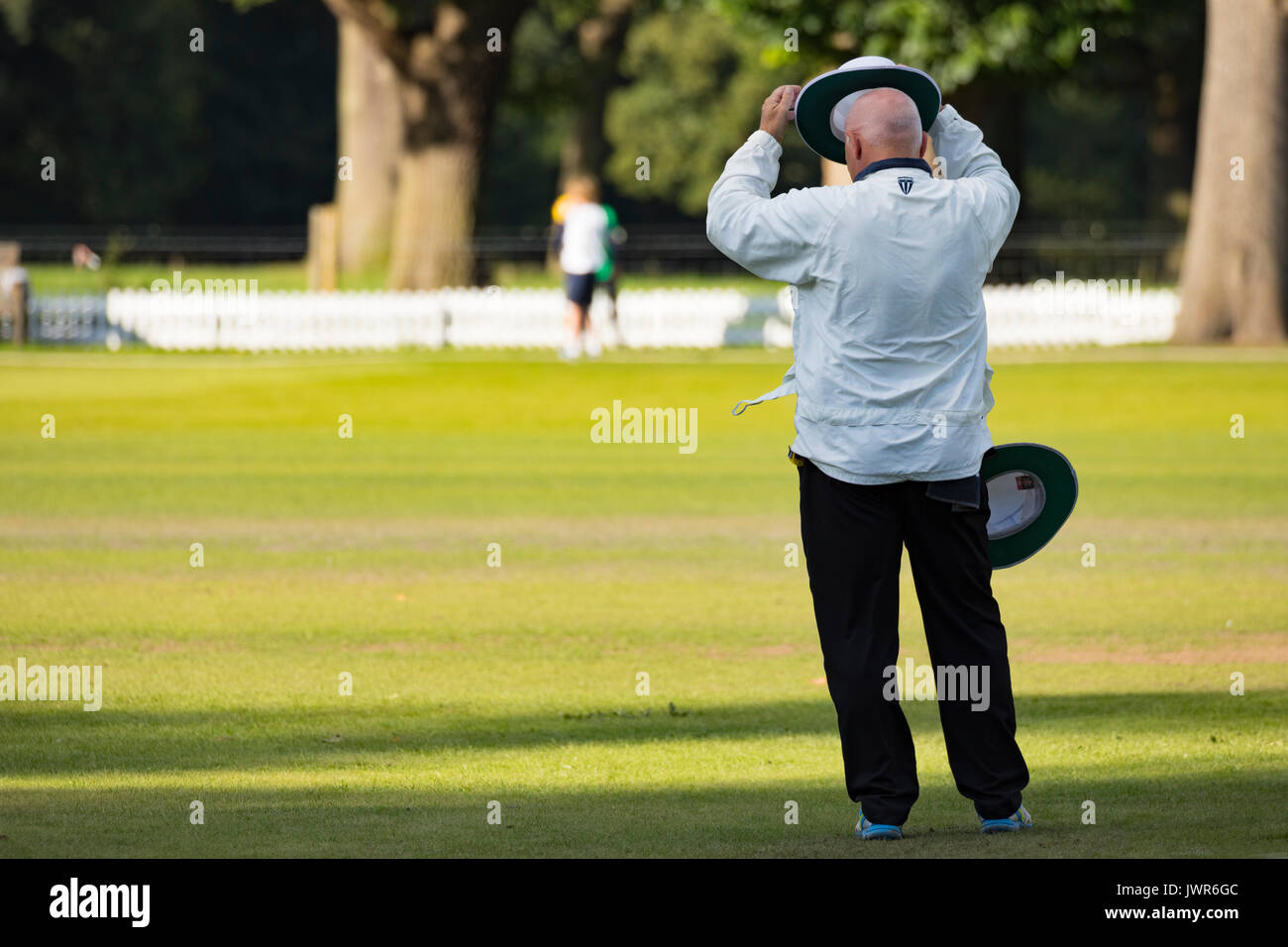 Schiedsrichter cricket Fotos und Bildmaterial in hoher Auflösung Alamy
