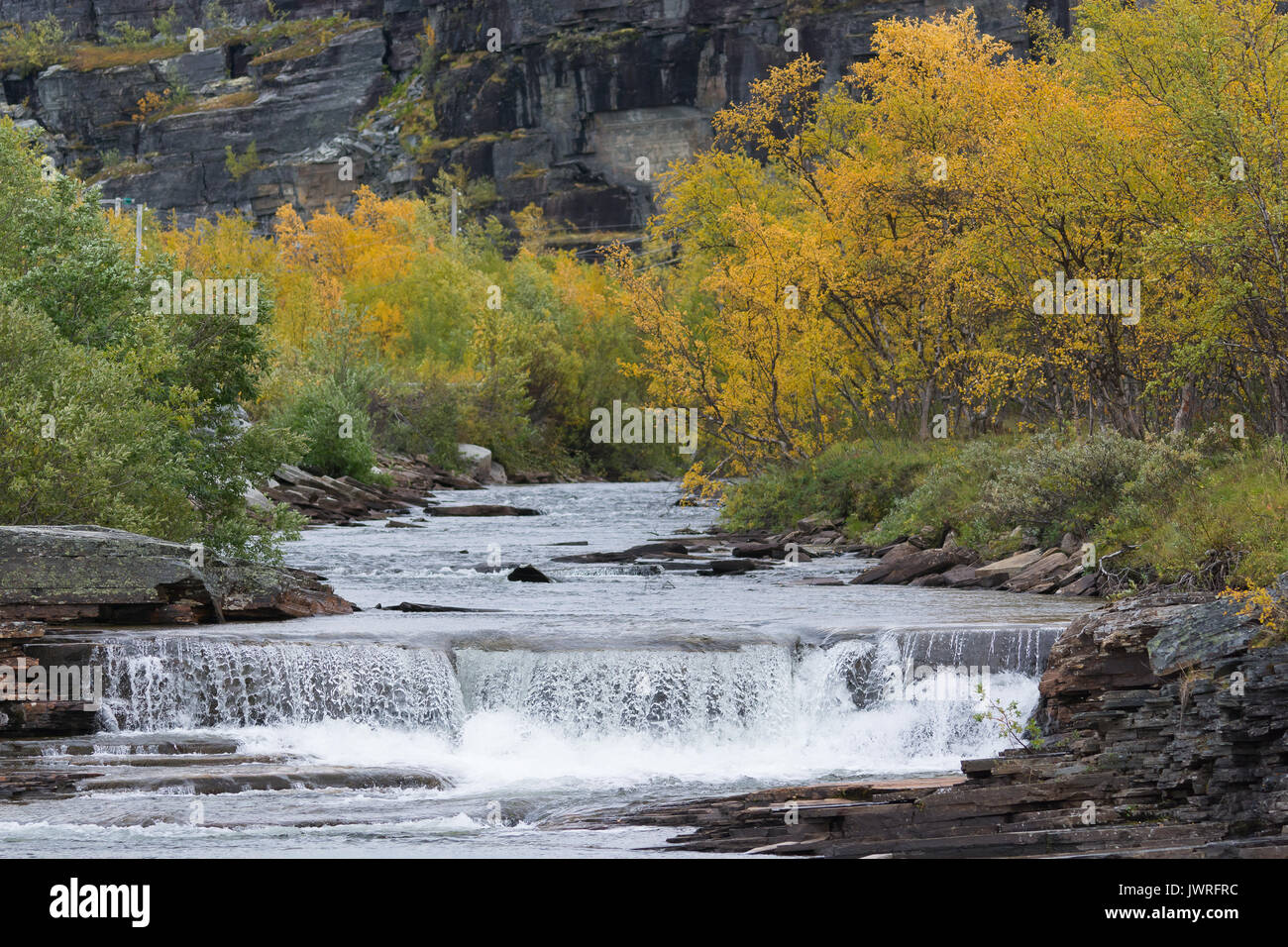 Kleiner Wasserfall Fluss Herbst Farben Finnmark Norwegen Stockfoto