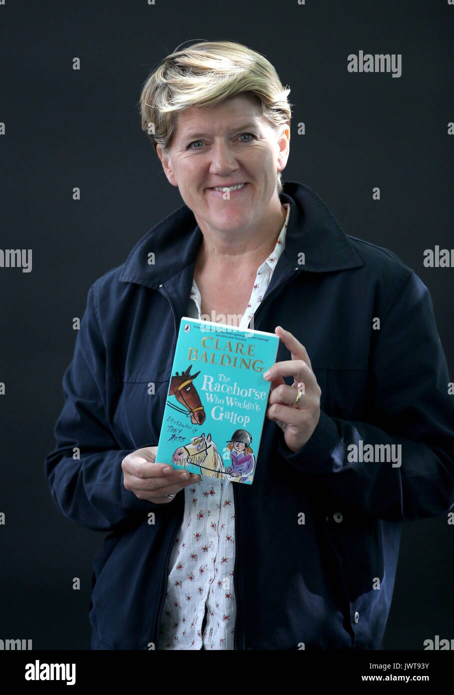 Sender und Autor Clare Balding beim Edinburgh International Book Festival 2017, wo sie Ihr erstes Buch für Kinder Das Rennpferd, die nicht galoppieren. Stockfoto