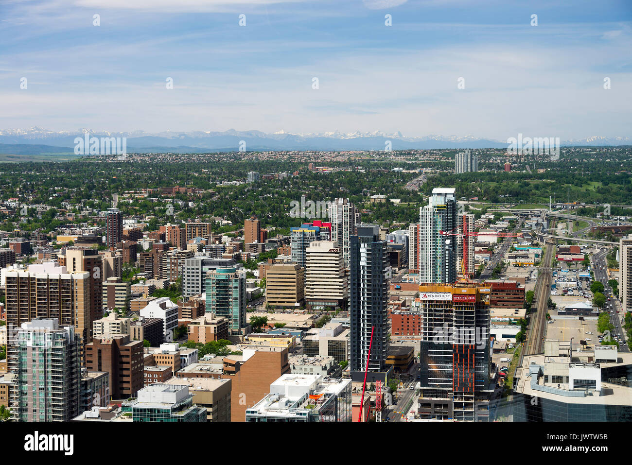 Die Luftaufnahme eines Teils der Innenstadt von Calgary in den Rocky Mountains von Calgary Tower Alberta Kanada Stockfoto