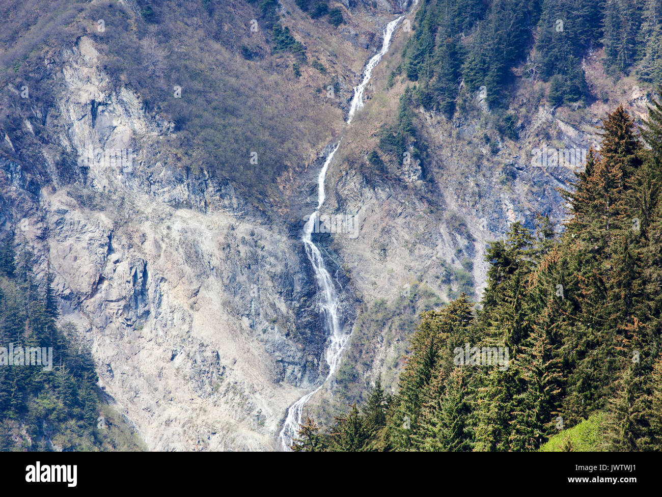 Der kleine Wasserfall des Mount Juneau (Juneau, Alaska). Stockfoto