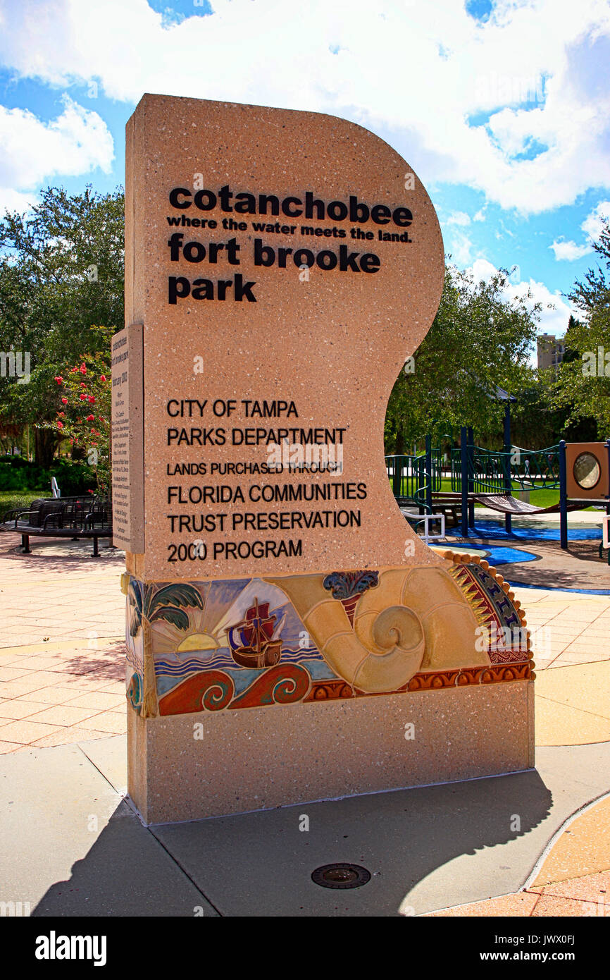 Die Cotanchobee Fort Brooke Parkwidmung Stein in Tampa, FL, USA Stockfoto