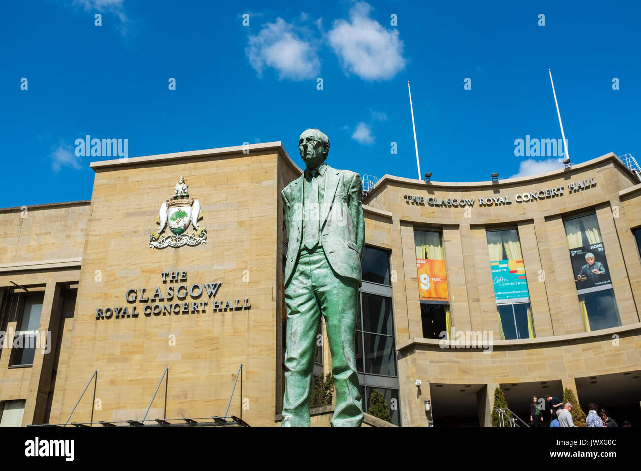 Donald Dewar Statue, wenn vor der Glasgow Royal Concert Hall Stockfoto