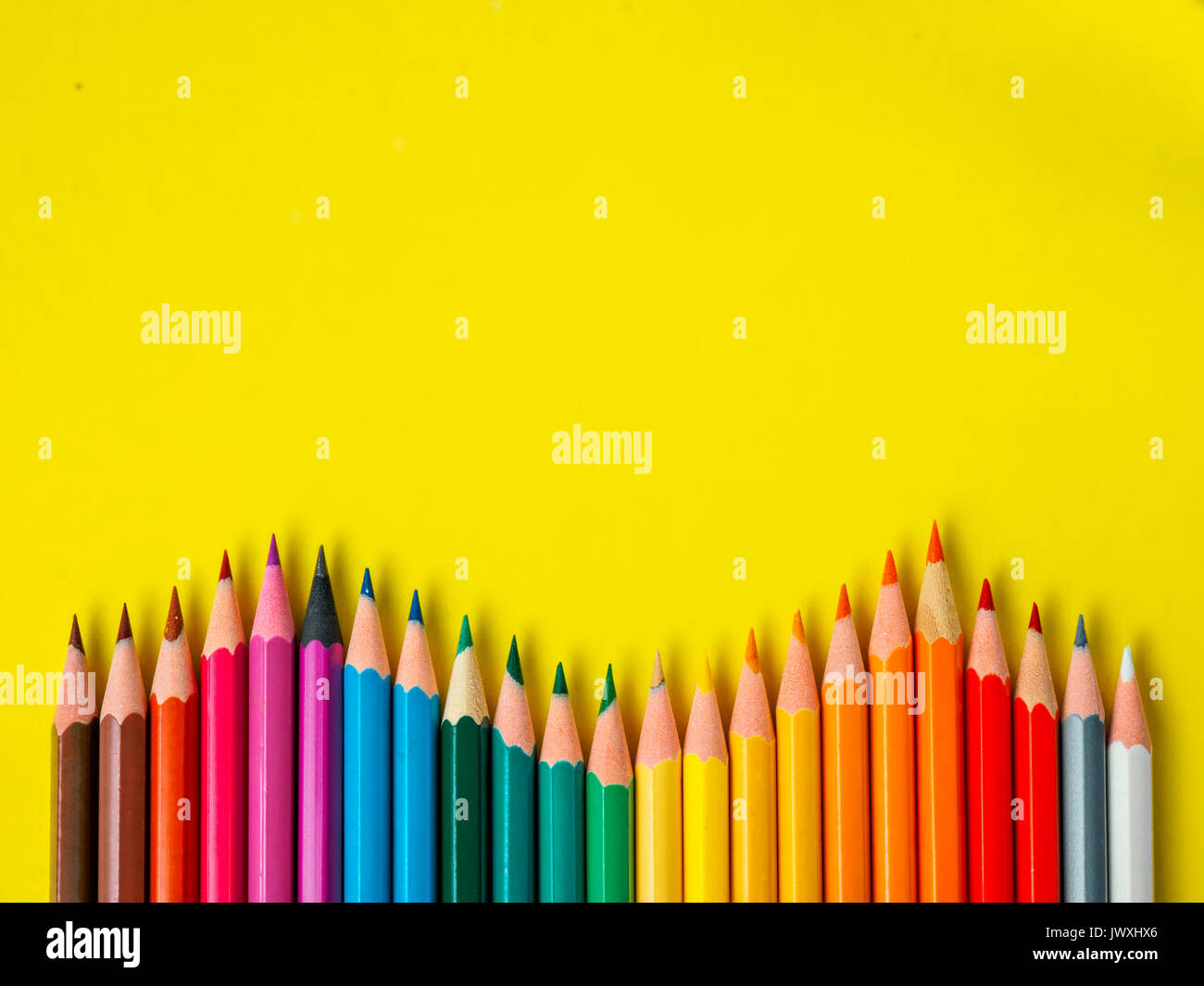 Buntstift rainbow wave Kunst Schule Stockfoto