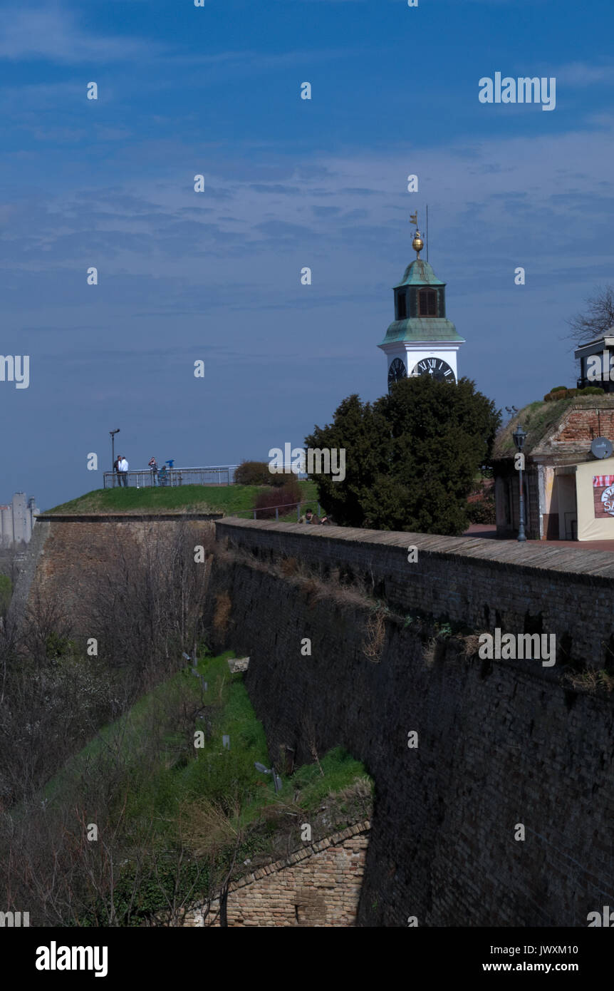 Mauer an der Festung Petrovaradin in Novi Sad Stockfoto