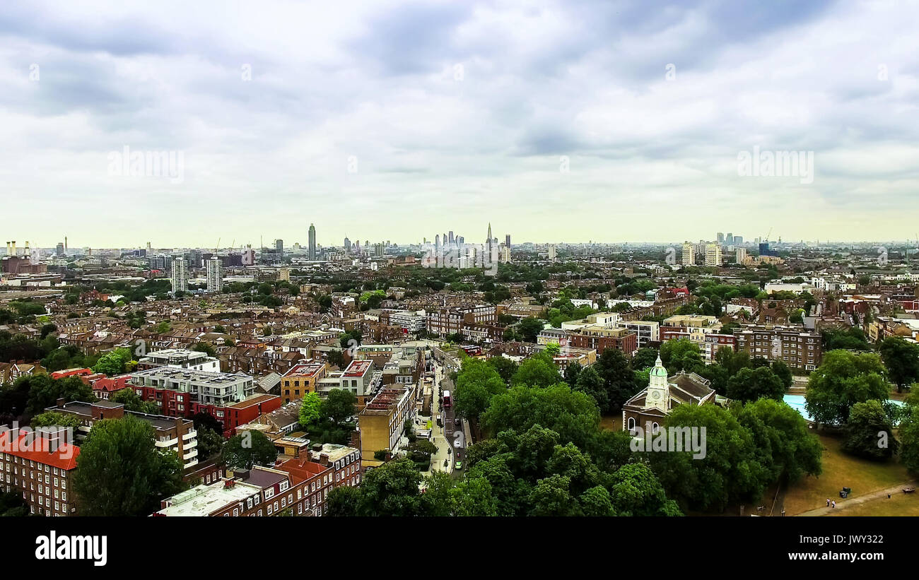 Luftaufnahme von clapham und Battersea in London Stadt Bild Foto um einen Park und Wahrzeichen im Hintergrund Stockfoto