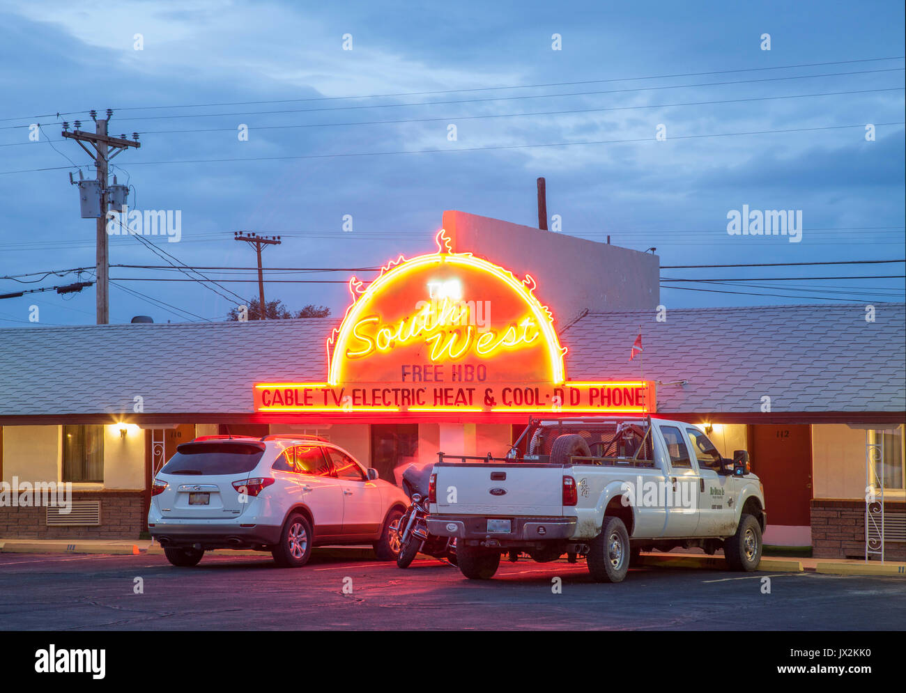 Neon-beleuchteten alten Stil Motel, Zuschüsse, New Mexiko. Stockfoto