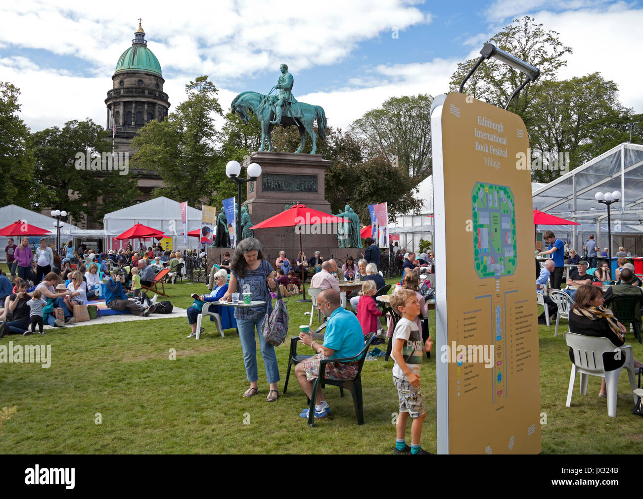 Edinburgh Book Festival 2017, Charlotte Square Gardens, Schottland, Großbritannien Stockfoto