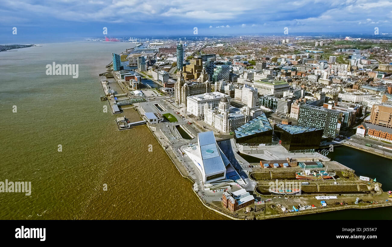 Luftbild der Neuen Liverpool Stadtbild Sehenswürdigkeiten in England Großbritannien Stockfoto