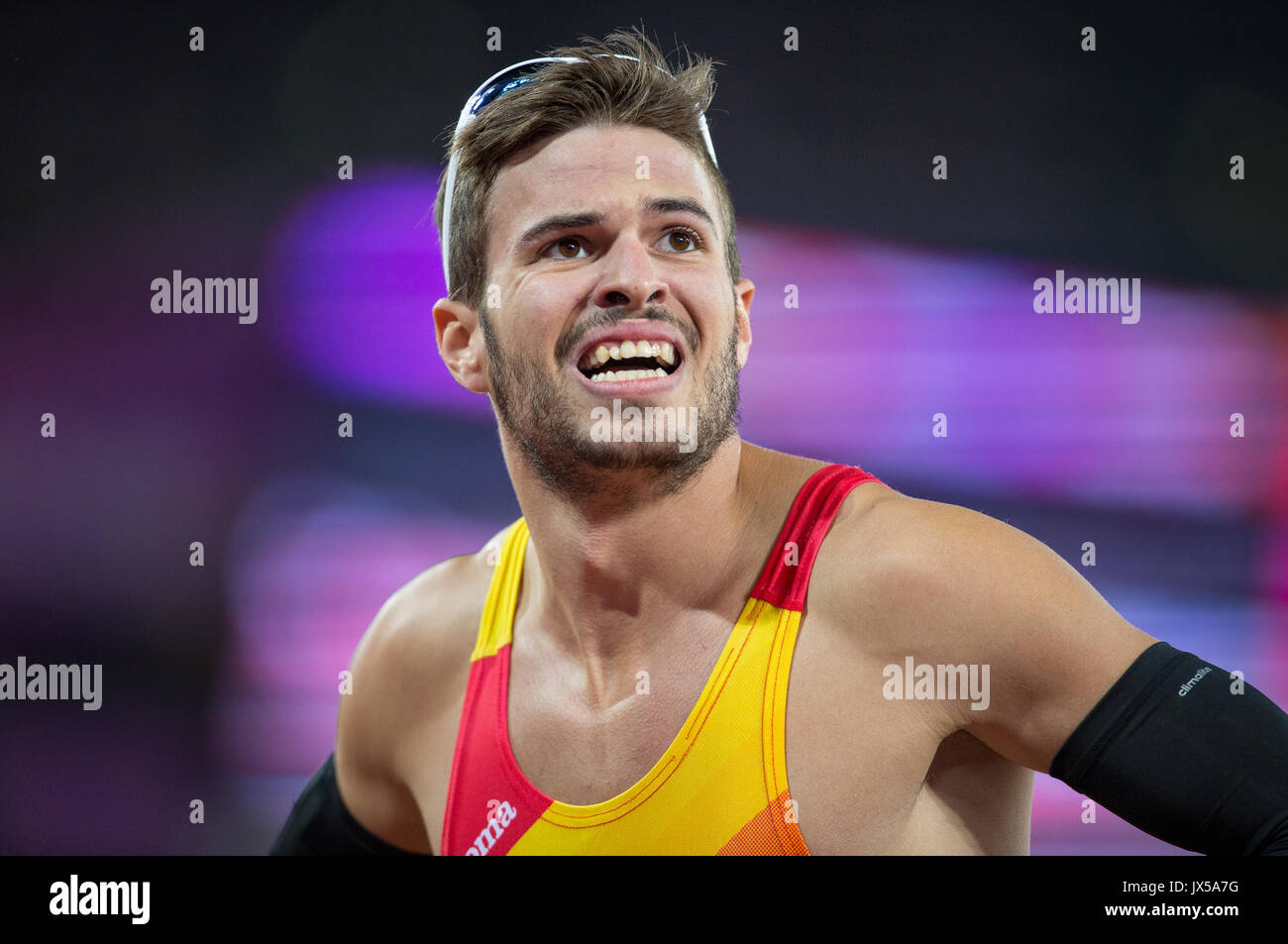 London, Großbritannien. 13 Aug, 2017. Oscar Husillos Spaniens nach der Männer 4x400m-Relais 5. Platz in der Endrunde bei der abschließenden Tag der IAAF Leichtathletik WM (Tag 10) bei den Olympischen Park, London, England am 13. August 2017. Foto von Andy Rowland/PRiME Media Bilder. Credit: Andrew Rowland/Alamy leben Nachrichten Stockfoto