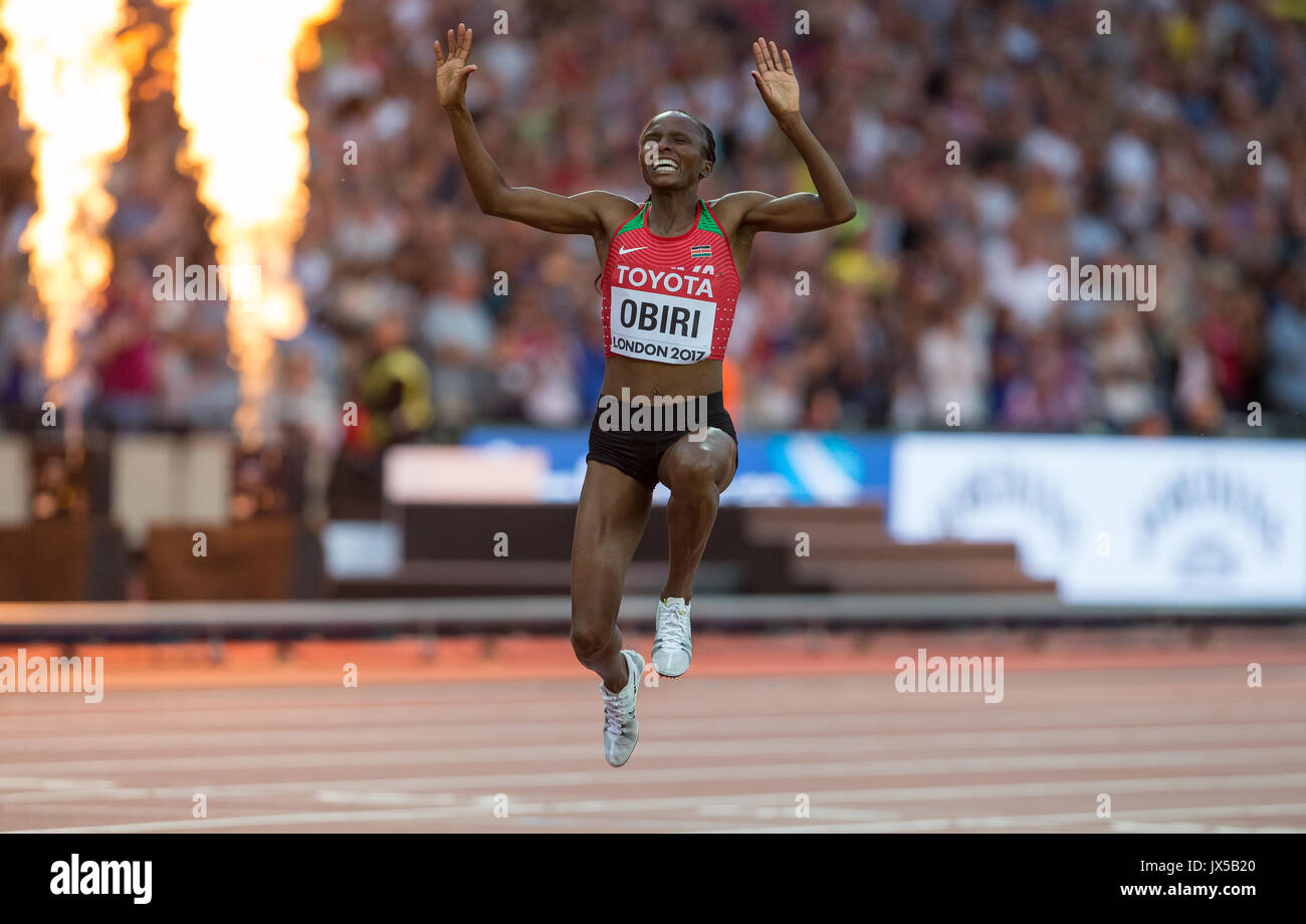 HELLEN ONSANDO OBIRI von Kenia feiert gewinnen ihre Goldmedaille im 5000-m-m, nachdem er das Finale in einer Zeit von 14.34.86 während der letzte Tag der IAAF Leichtathletik WM (Tag 10) bei den Olympischen Park, London, England am 13. August 2017. Foto von Andy Rowland/PRiME Media Bilder. Stockfoto